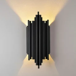 Applique design noire, structure graphique H. 50 cm SFAX
