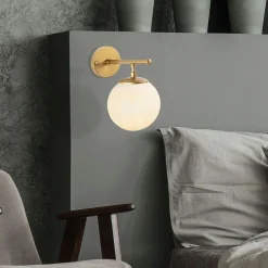 Applique murale art déco dorée, globe blanc sur tige SIERRE