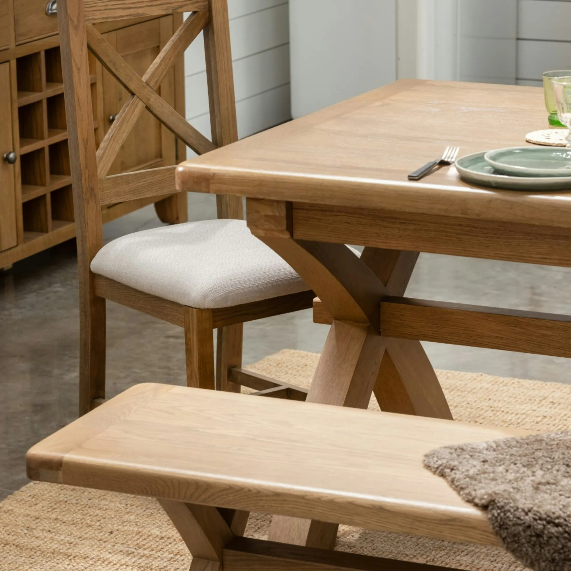 Banc de salle à manger en chêne pieds croisés 200 cm VALMONT
