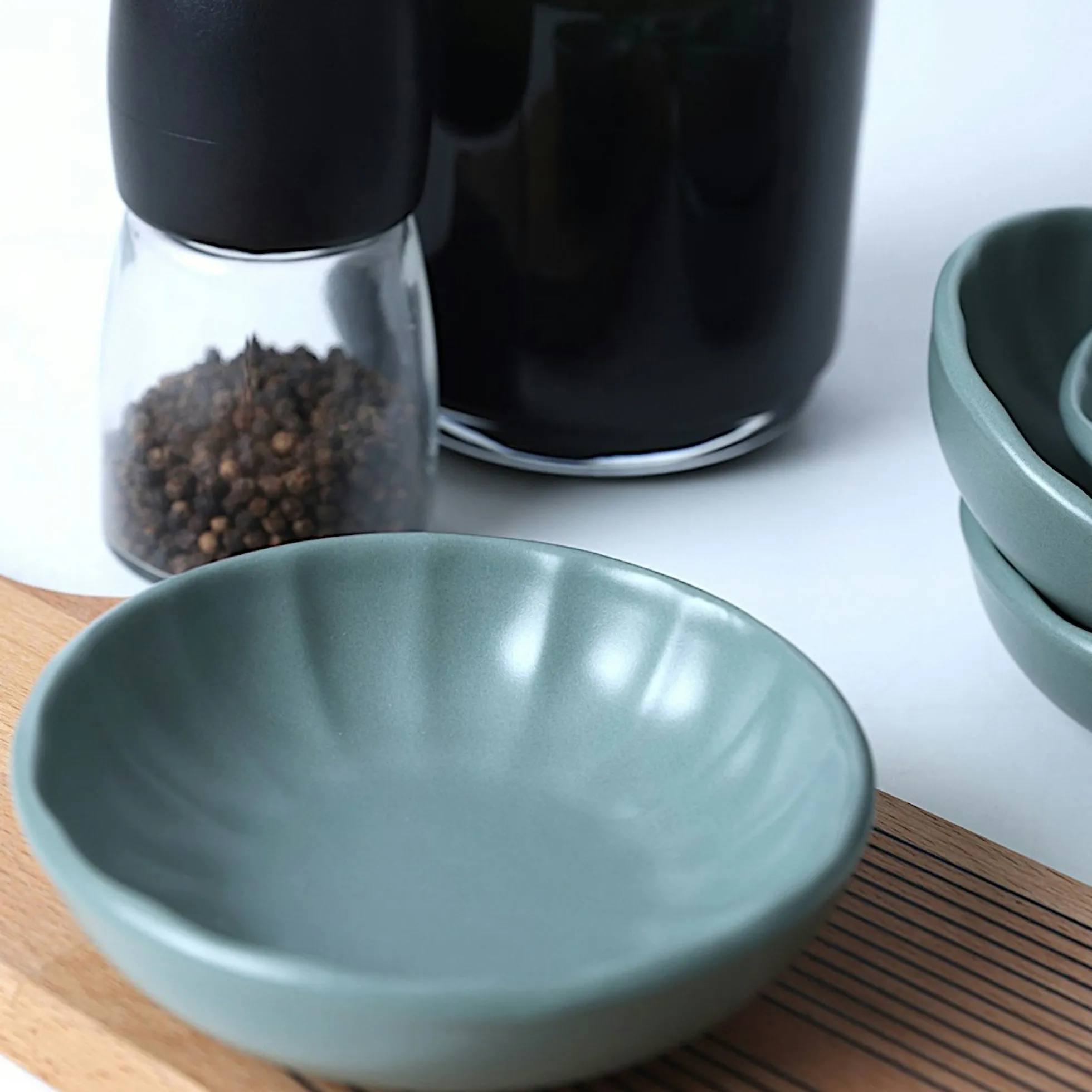 Bol apéro vert pâle forme fleur (lot de 6) EFIRA