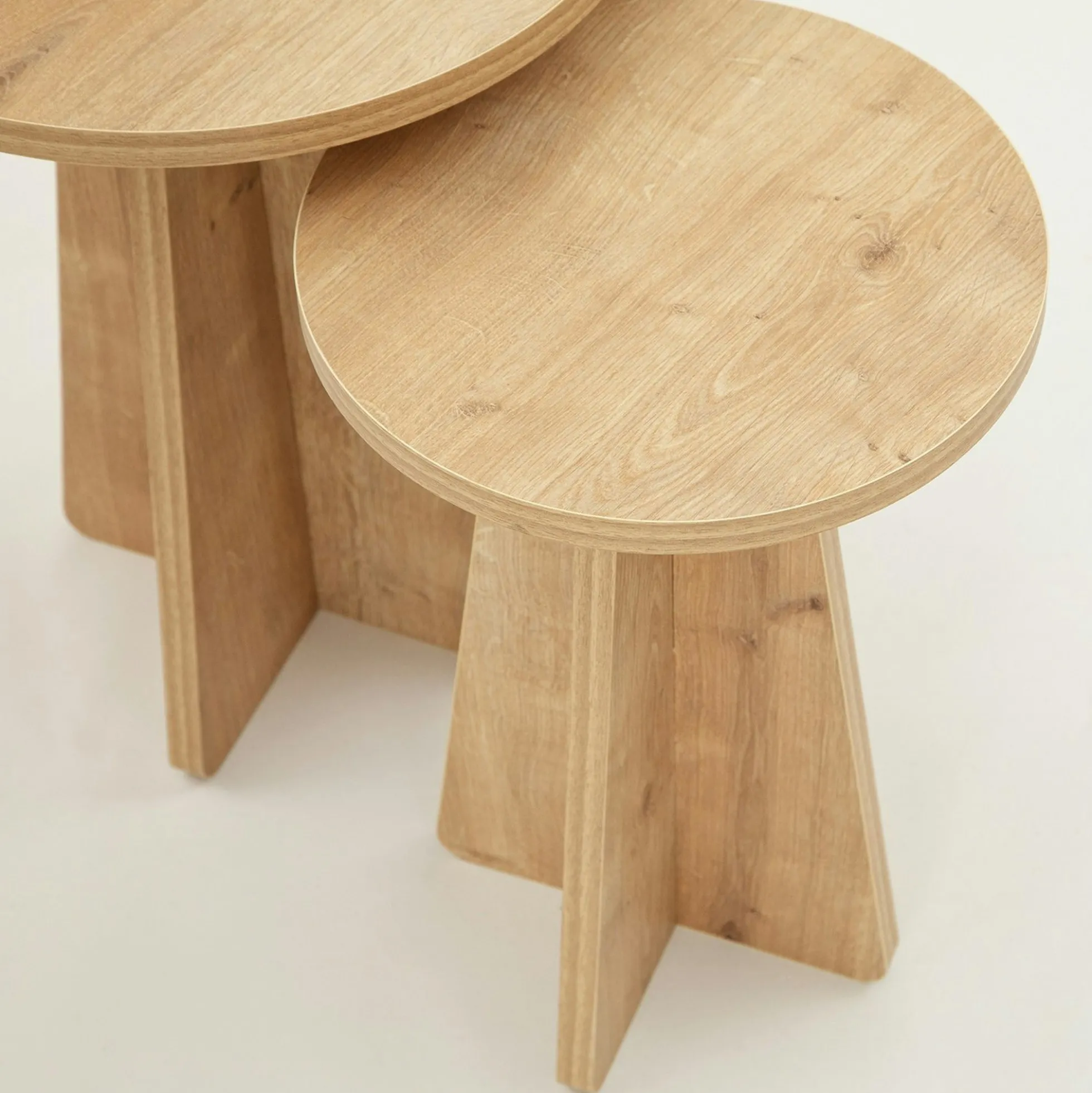 Bout de canapé gigogne rond effet bois clair (lot de 2) MARFA