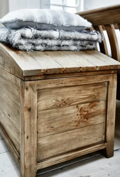 Bout de lit coffre en bois recyclé BELFAST
