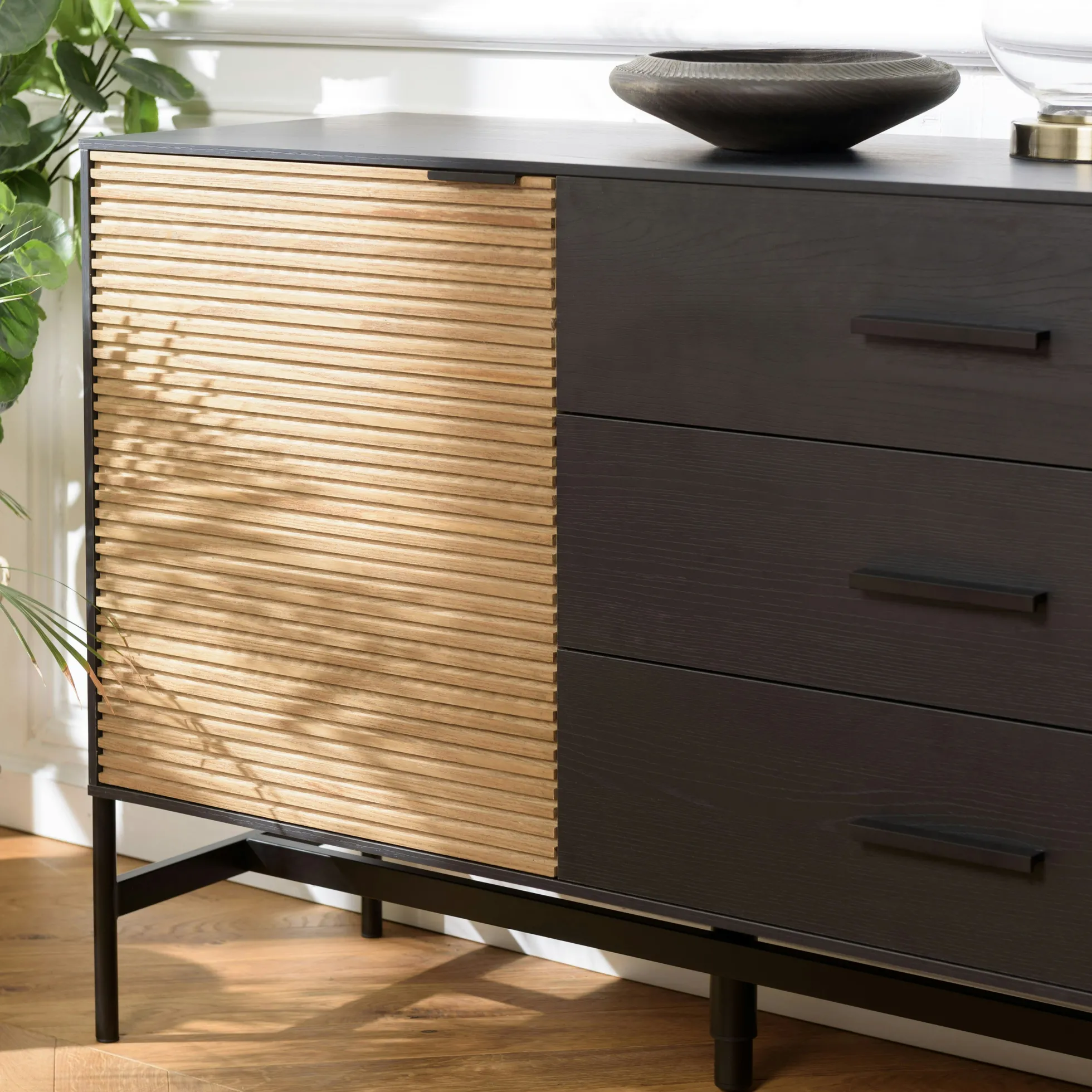 Buffet bois noir 3 tiroirs 2 portes en pin ALMEIRA
