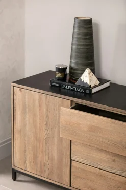 Buffet contemporain chêne massif encadrement métal noir HUDSON