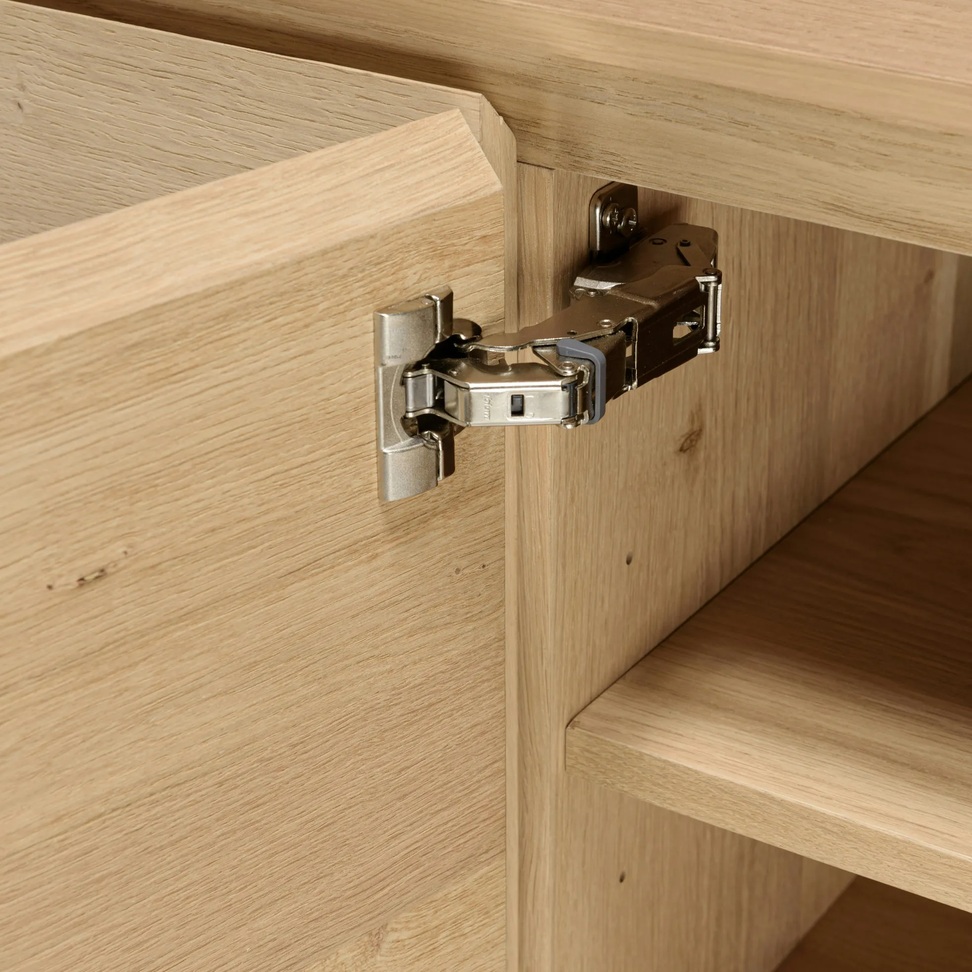 Buffet moderne 4 portes bois couleur naturelle MAYENCE