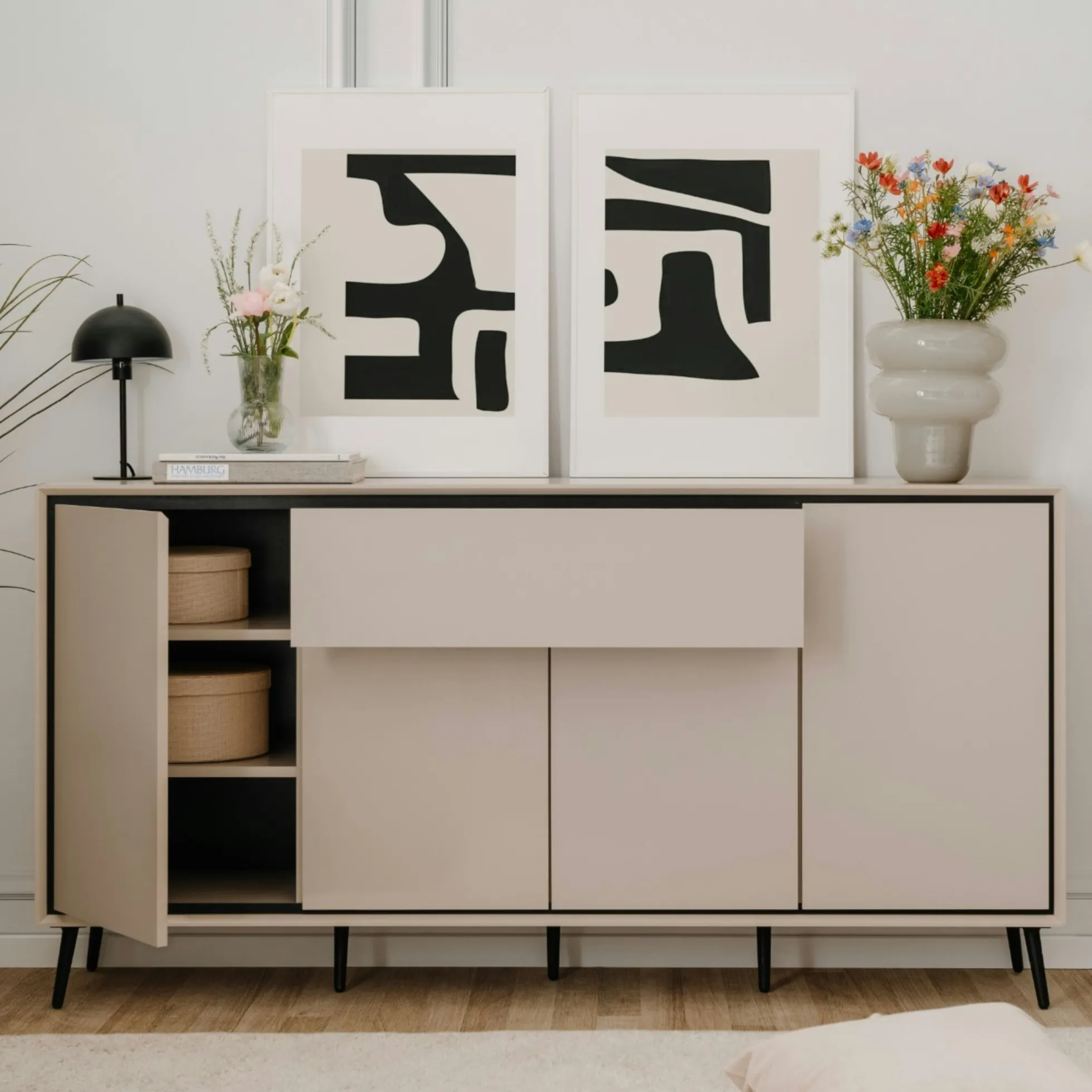 Buffet moderne taupe 4 portes 1 tiroir AVIO
