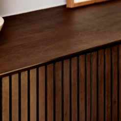 Buffet vintage bois brun 3 portes rainurées CORTINA