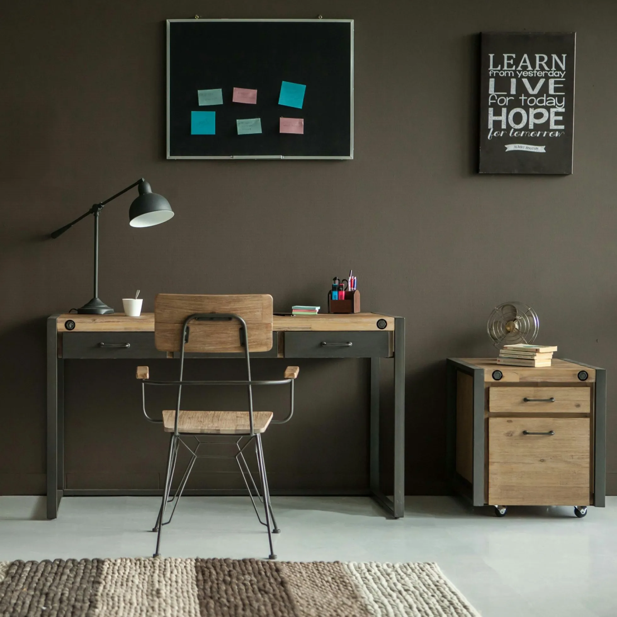 Bureau Inspiration Indus' en Acacia et Métal 3 tiroirs métal 140x60x78,5cm BROOKLYN