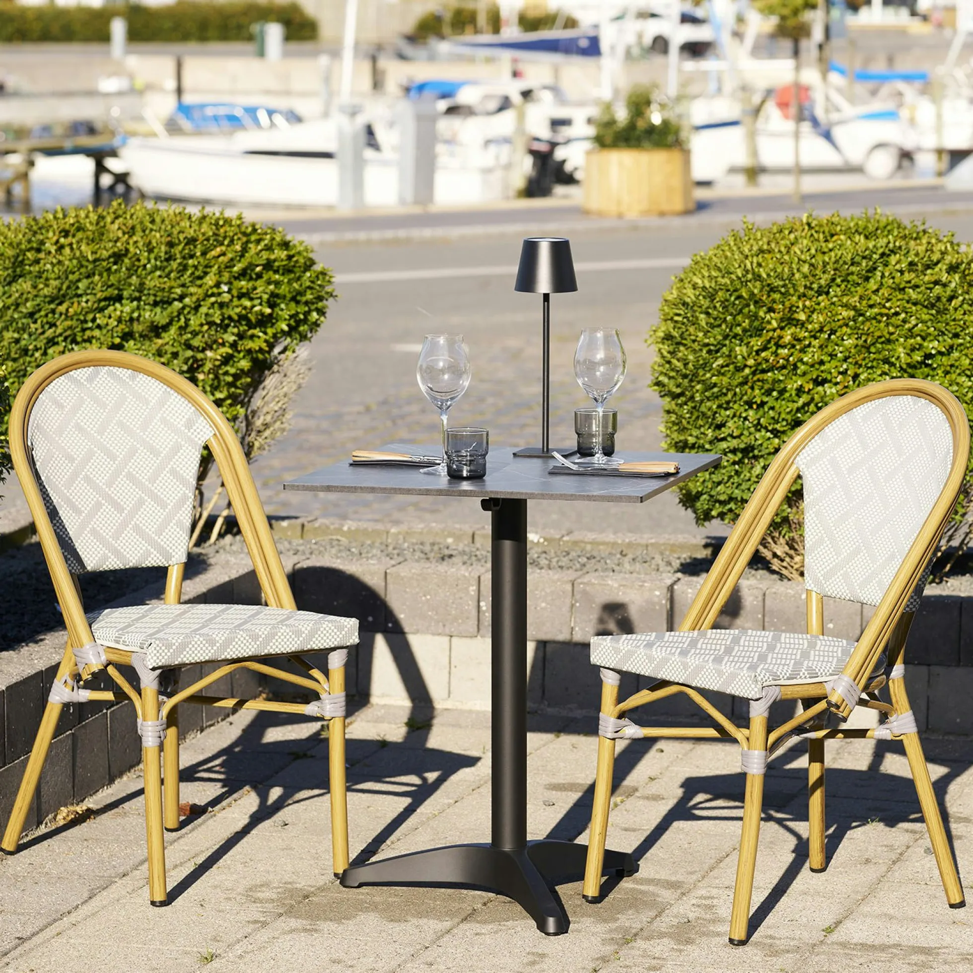 Chaise bistrot grise en textilène (lot de 2) TORANO