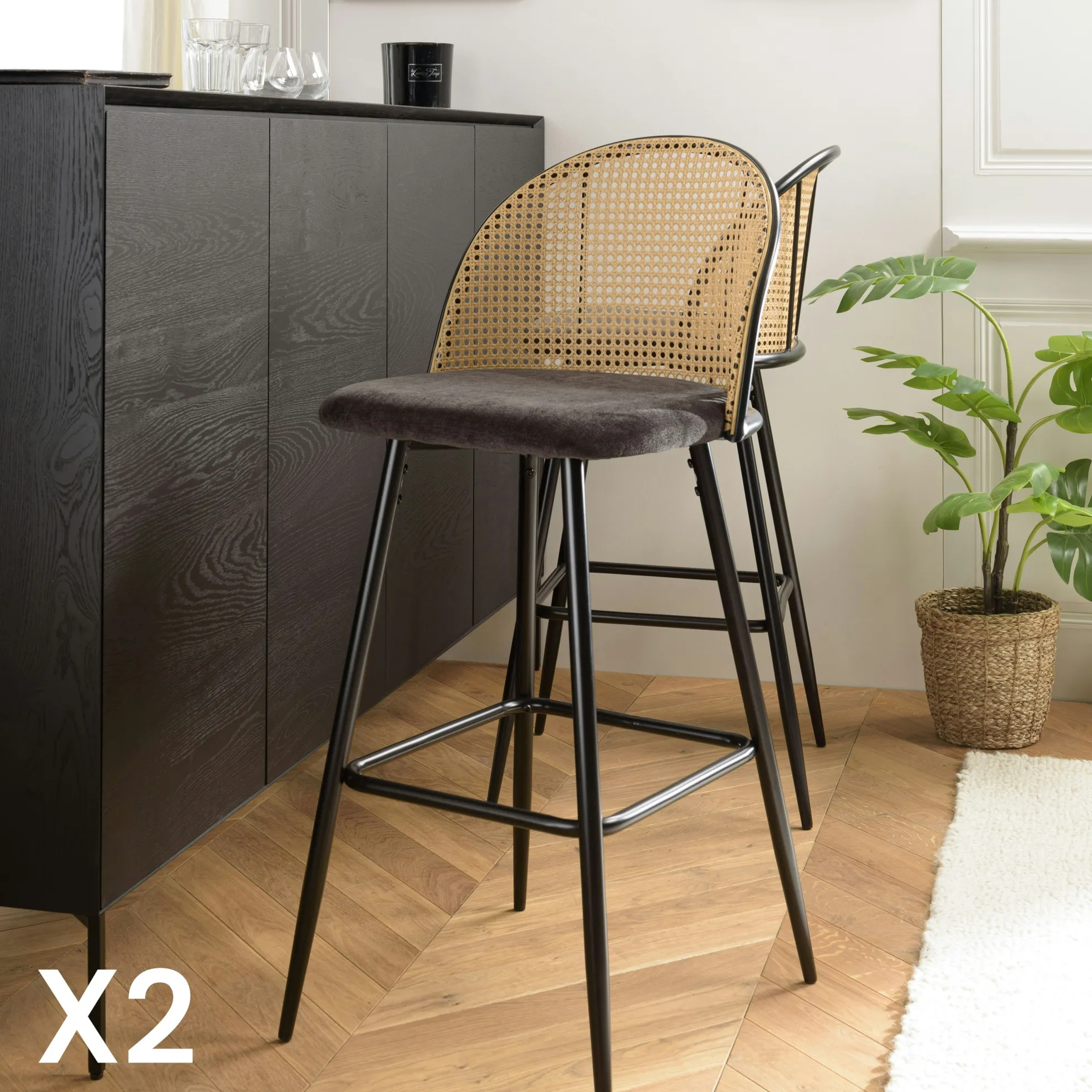 Chaise de bar assise velours noir dossier rotin arrondi (lot de 2) LOANO