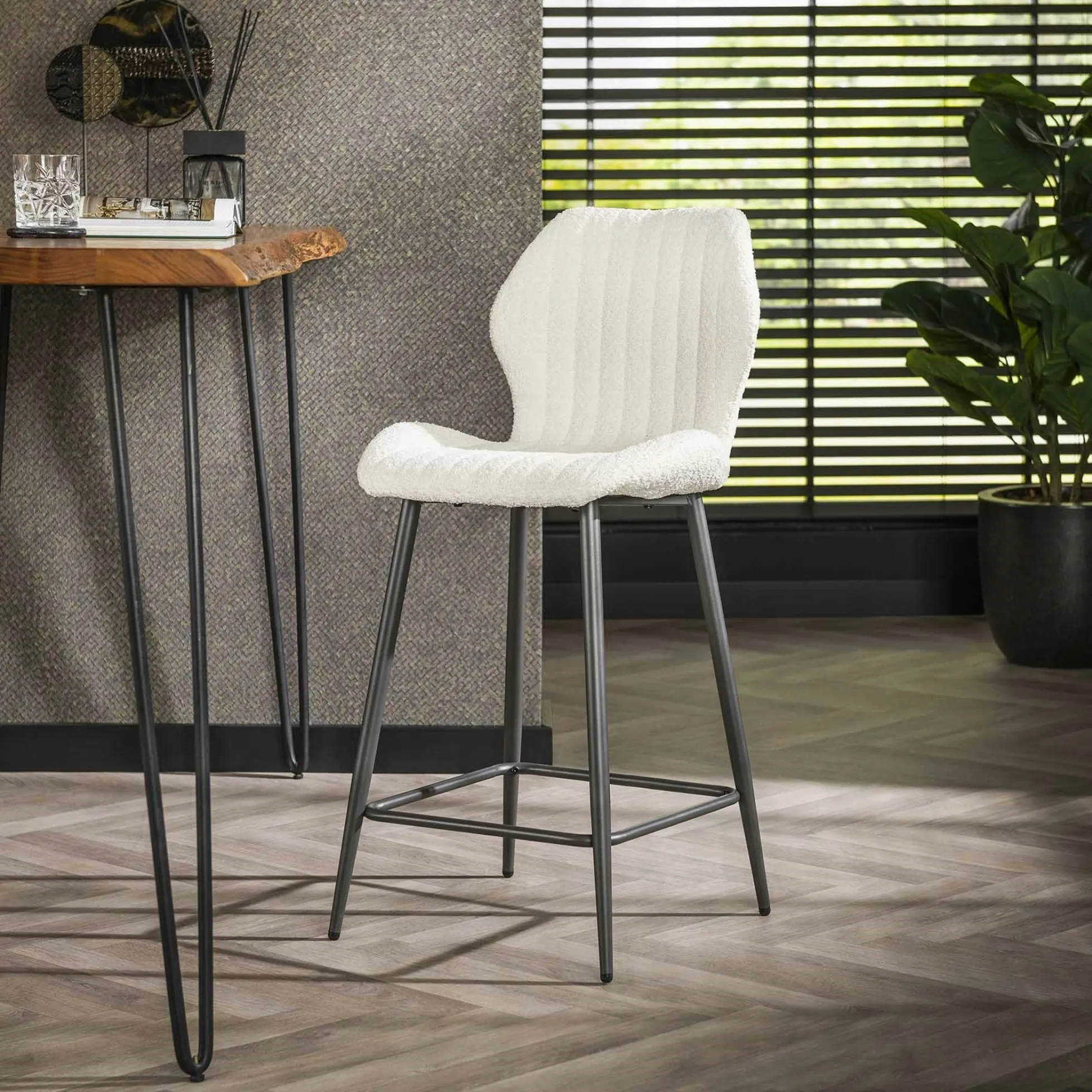 Chaise de bar blanche en bouclette avec repose-pieds (lot de 2) GALWAY