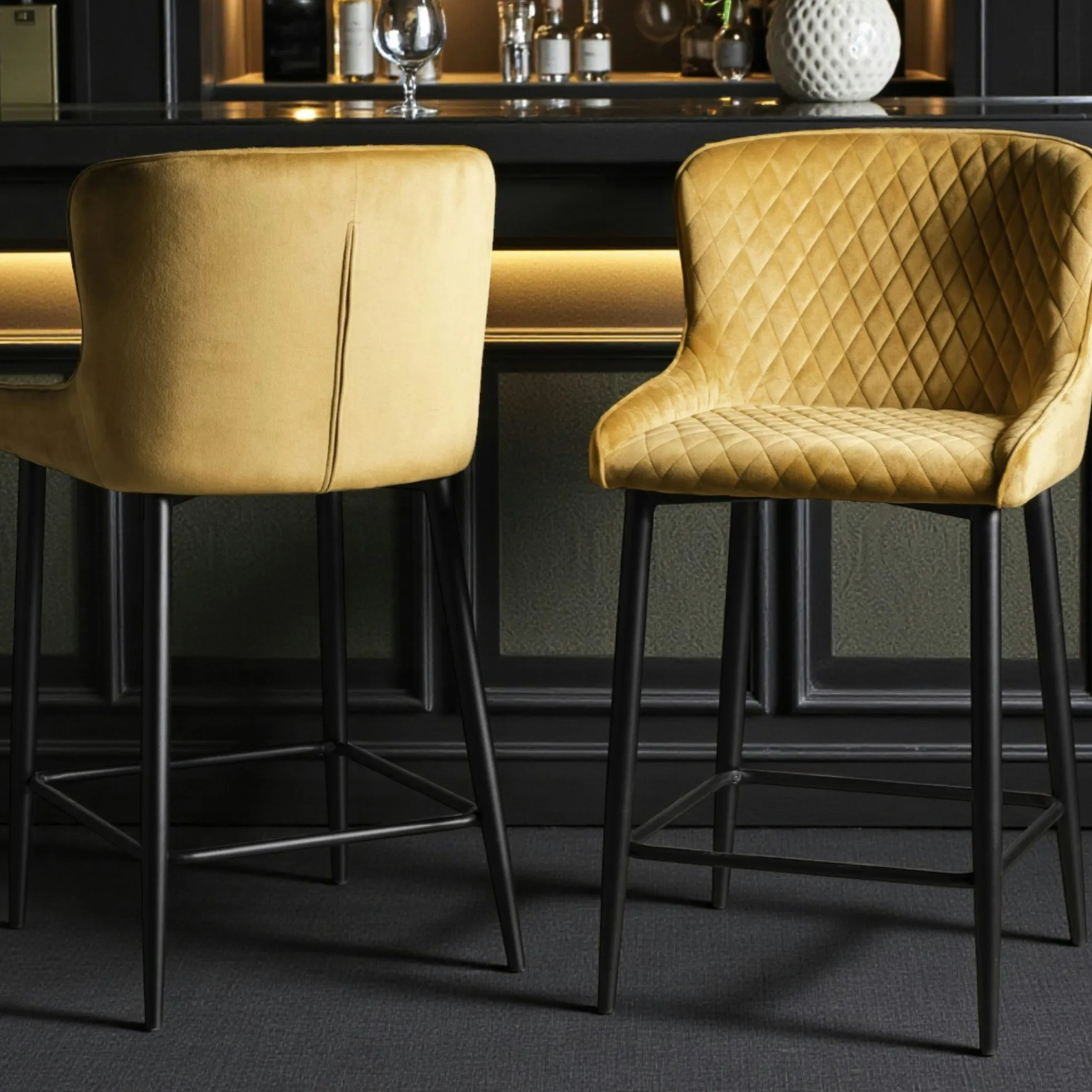 Chaise de bar en velours moutarde (lot de 2) ARLINGTON