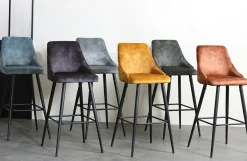 Chaise de bar velours vert kaki (lot de 2) MALMOE