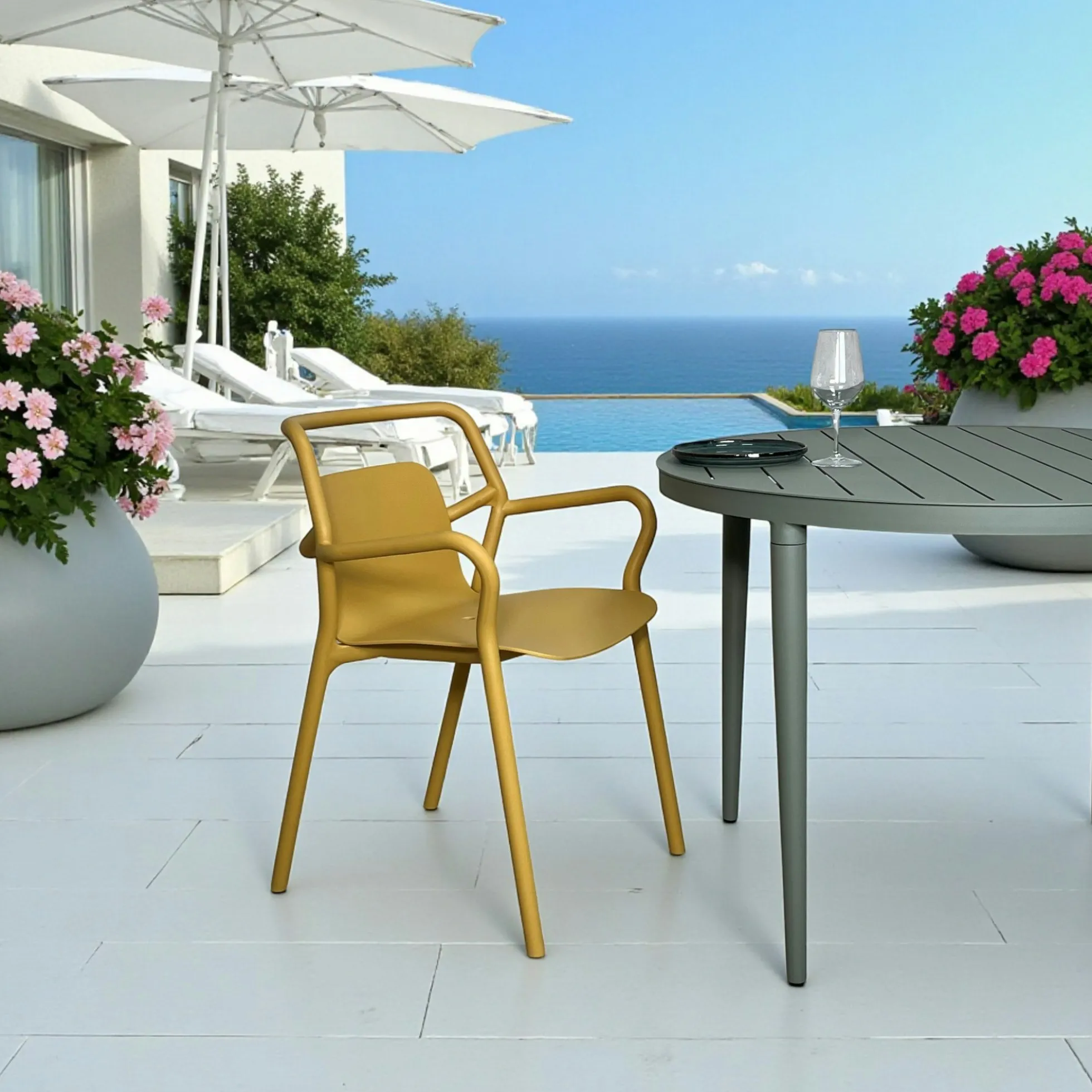 Chaise de jardin design jaune, empilable (lot de 2) PINETO