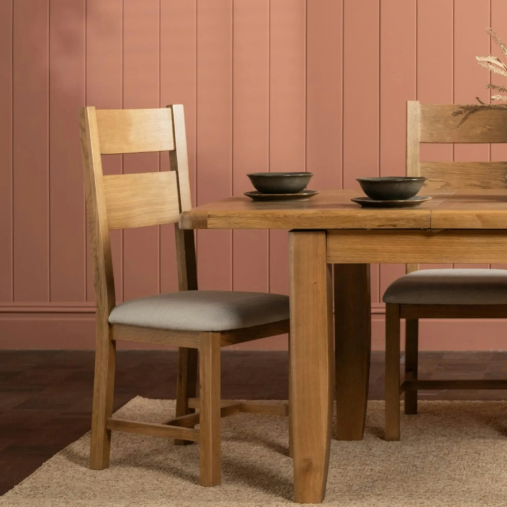 Chaise de salle à manger bois et tissu (lot de 2) VALMONT