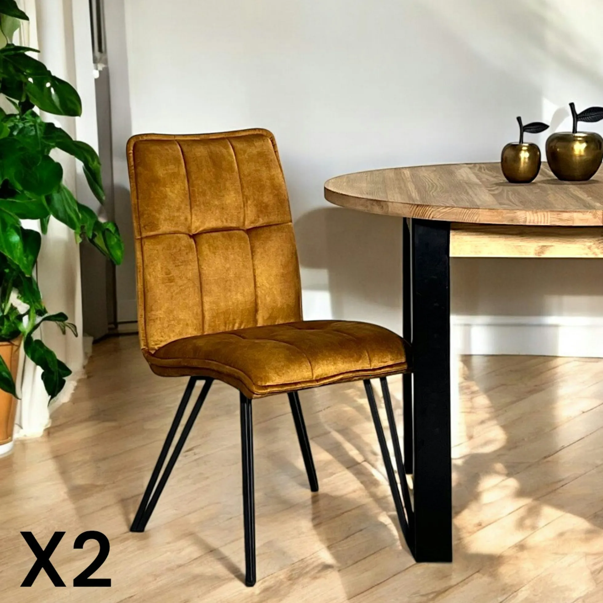 Chaise de salle à manger ocre avec pieds épingle (lot de 2) MALMOE