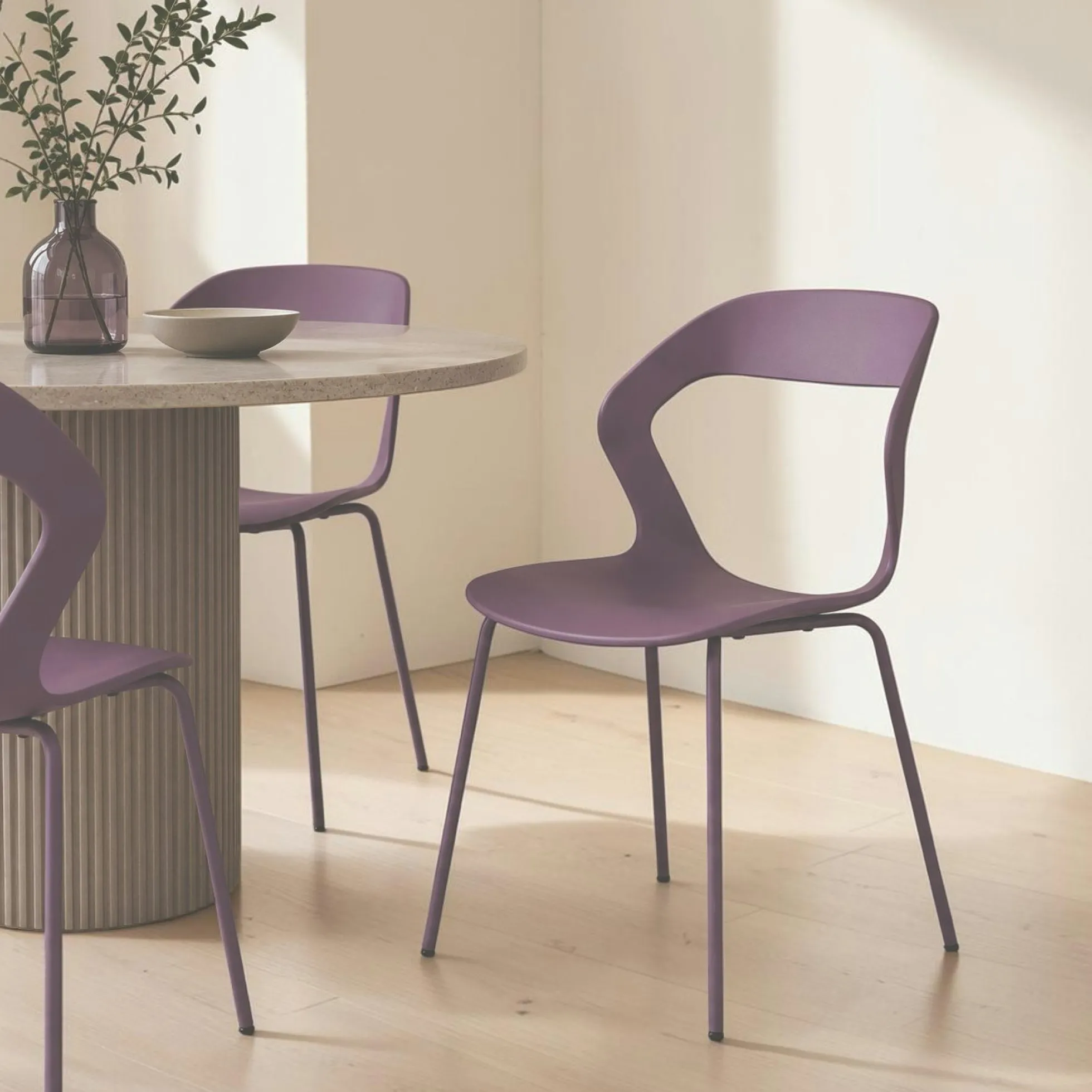 Chaise design prune en polypropylène (lot de 2) ALBA