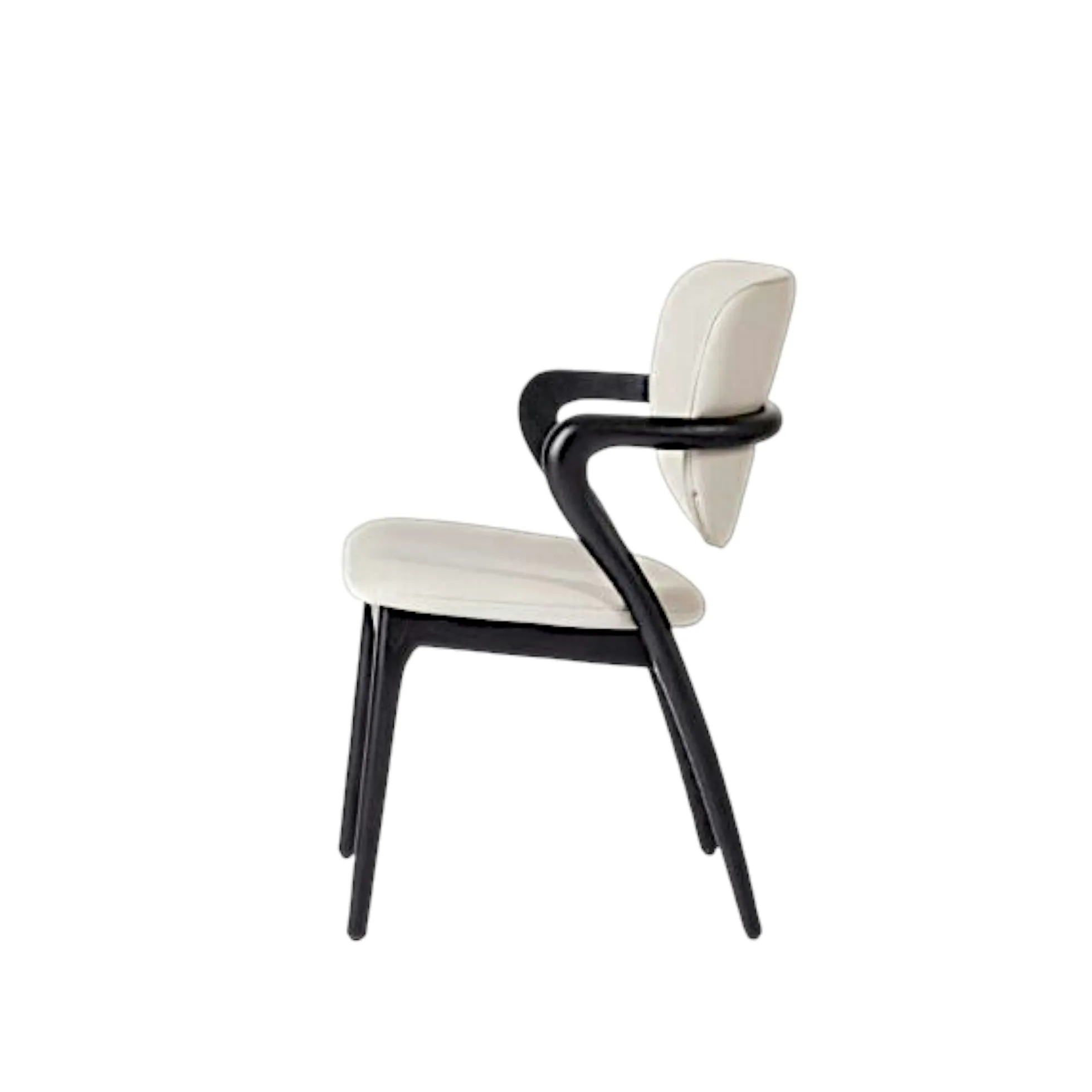 Chaise en cuir gris clair, accoudoirs bois noir ALDER