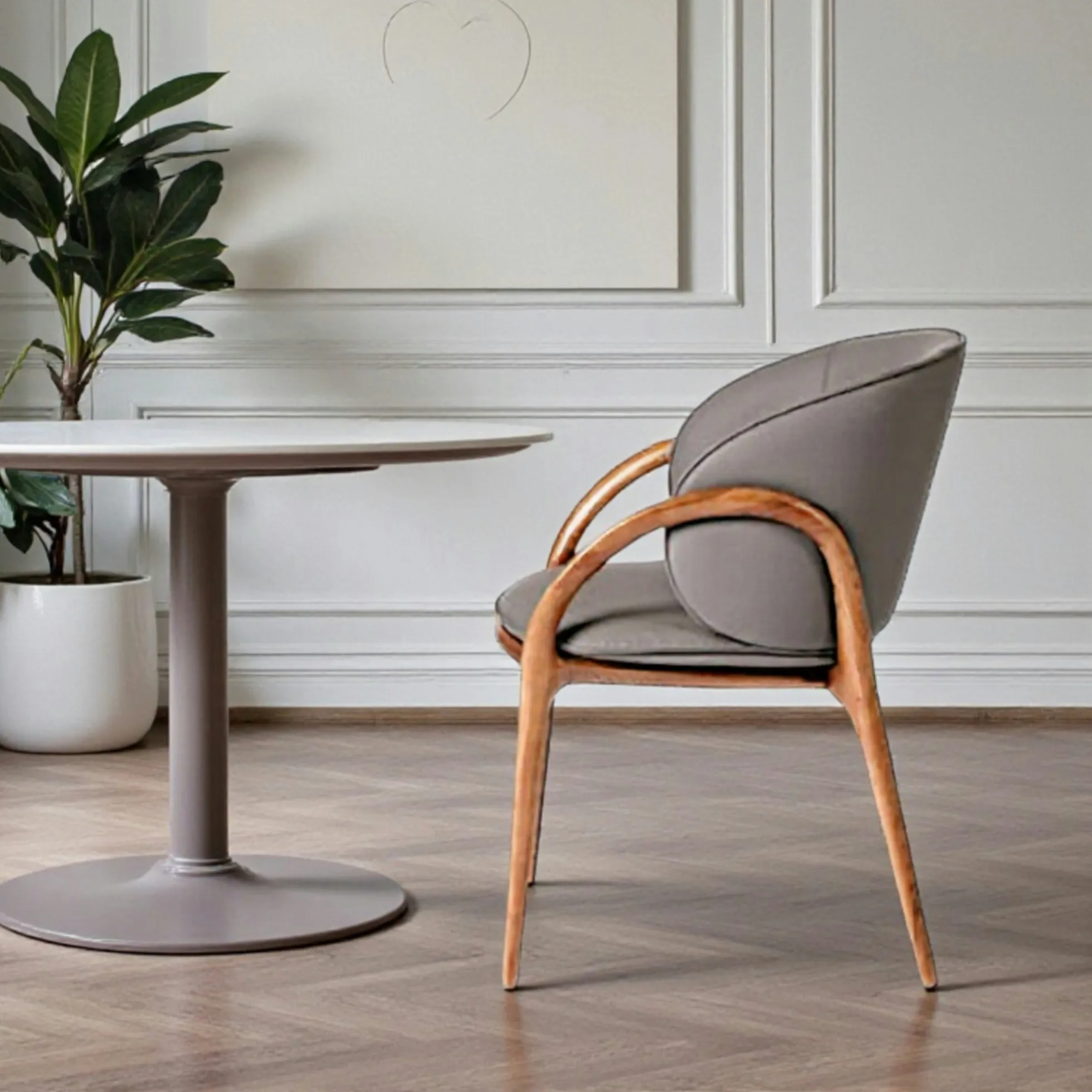 Chaise en cuir gris foncé dos rond accoudoirs bois brun ALDER