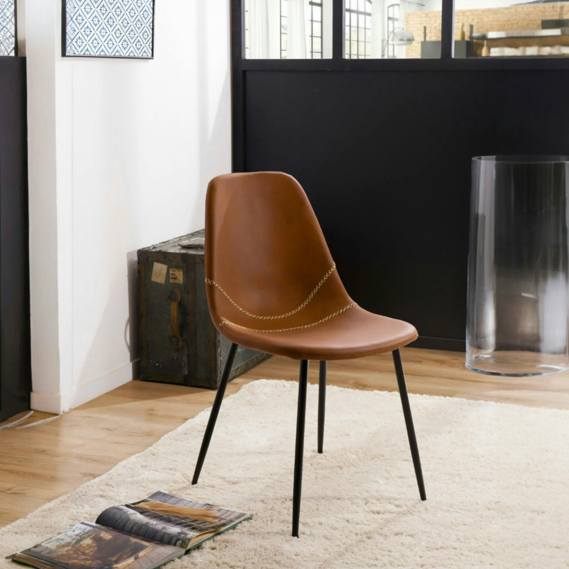 Chaise marron à couture apparente (lot de 2) TIM