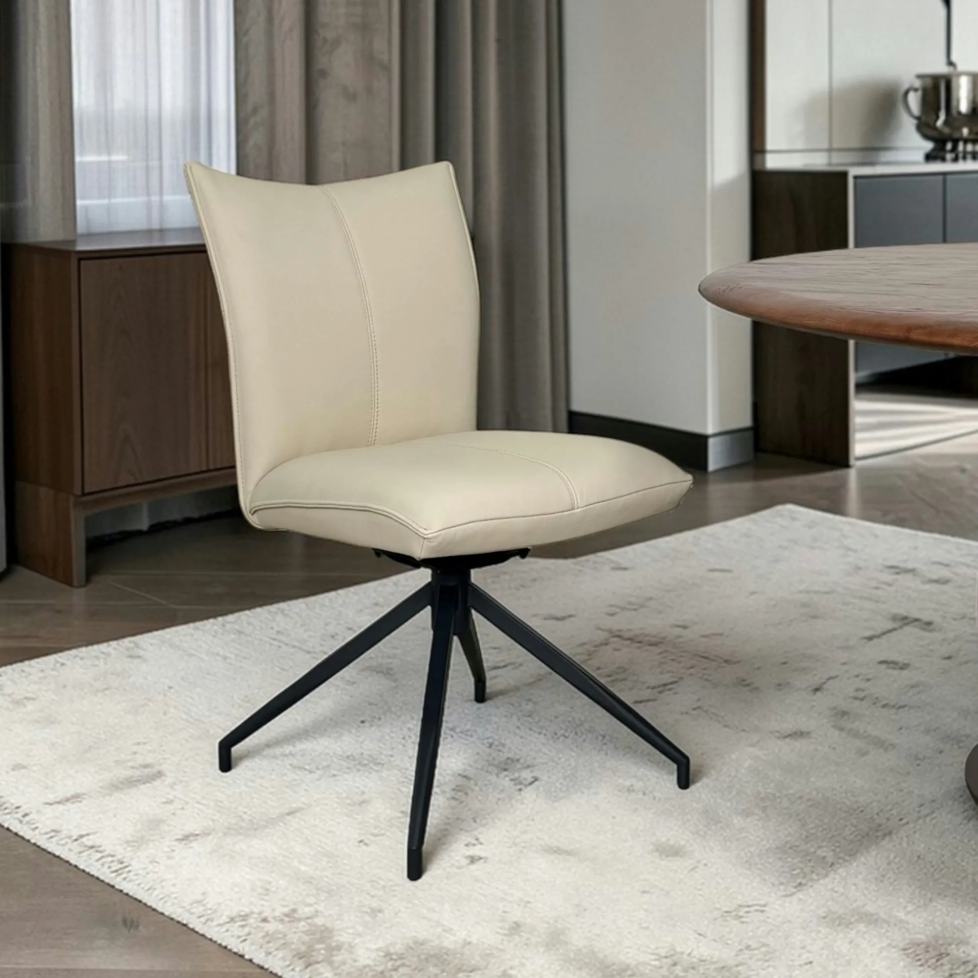 Chaise pivotante en cuir ivoire (lot de 2) LOMBARDIE