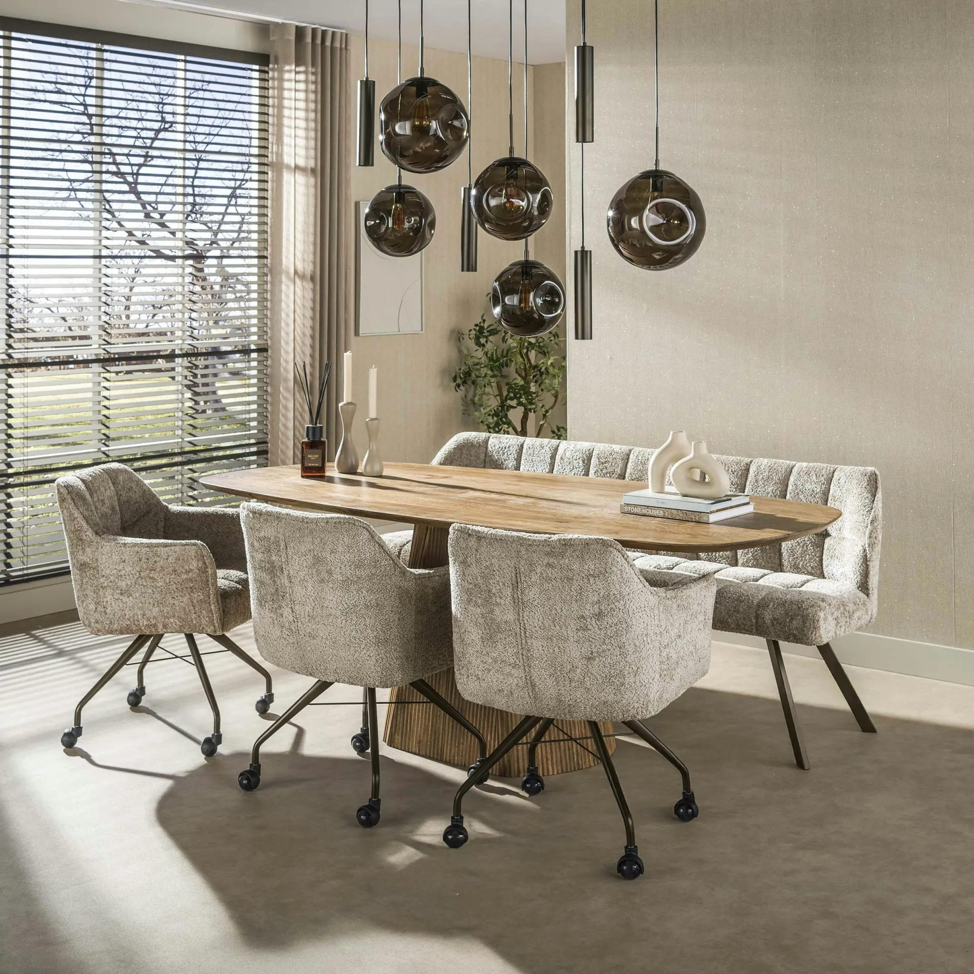 Chaise à roulettes sable tissu bouclette pied bronze (lot de 2) MELBOURNE