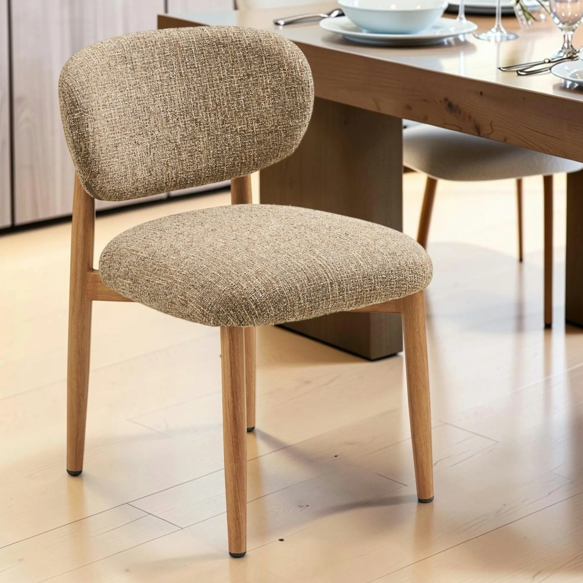 Chaise rétro en bois et tissu brun foncé (lot de 2) BEGO