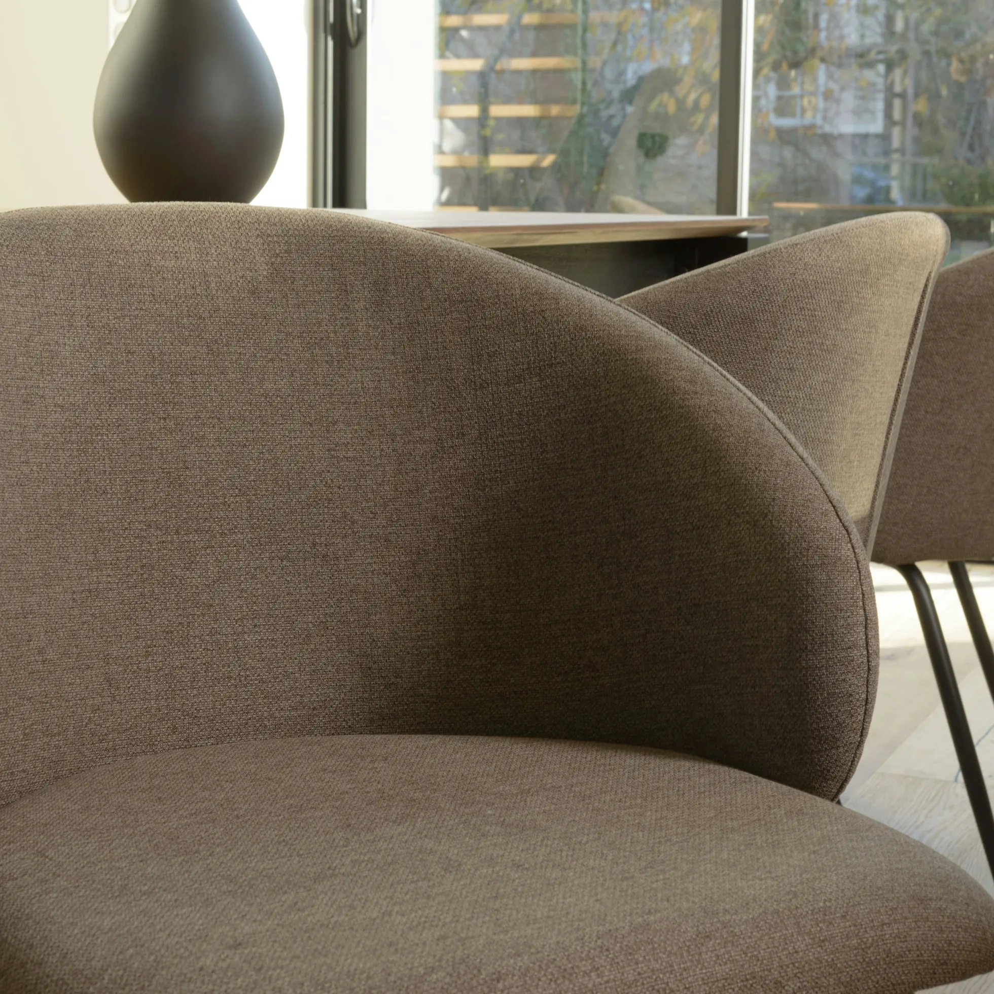 Chaise style cabriolet tissu marron (lot de 2) TIM