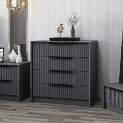 Commode moderne 4 tiroirs grise, façade rainurée BYRON