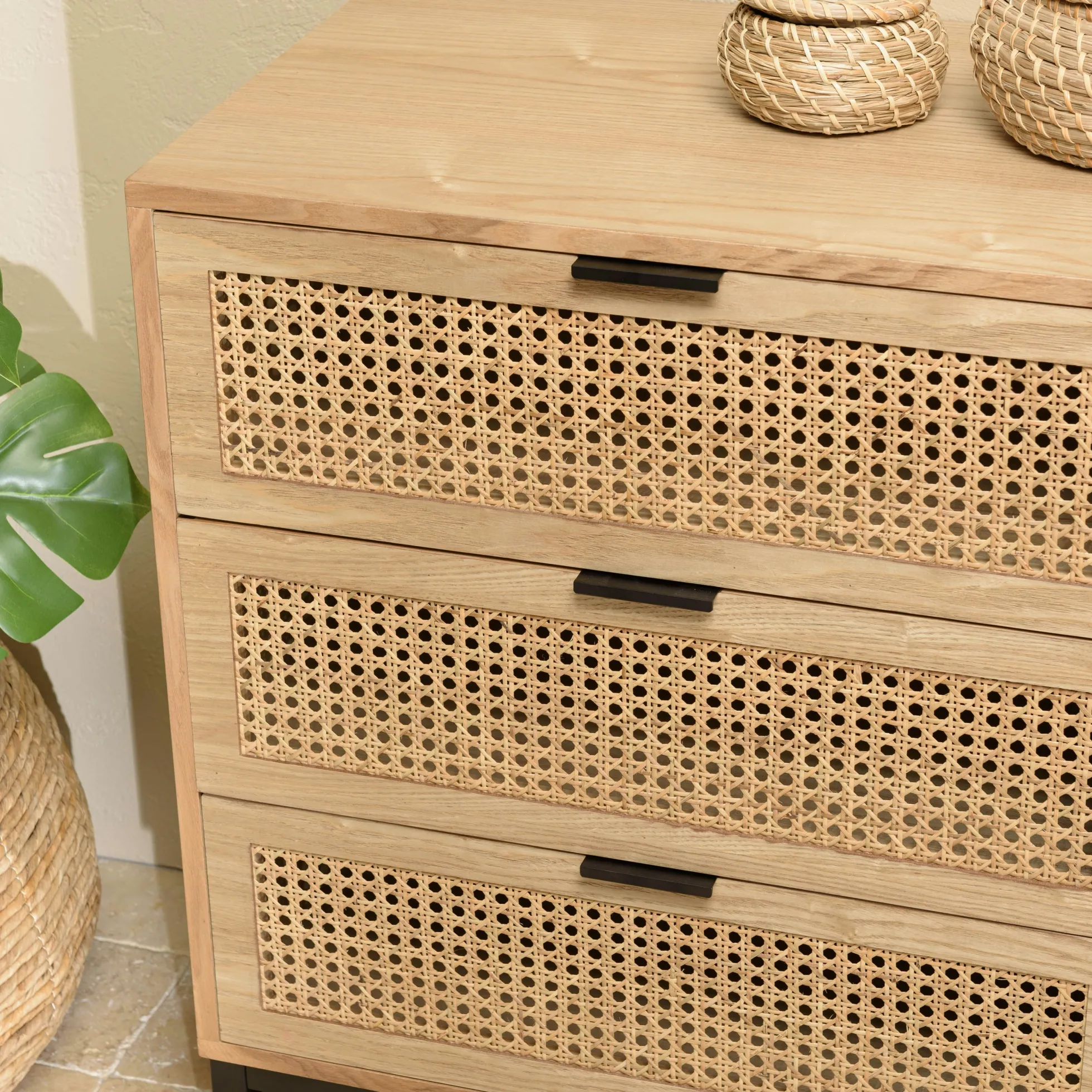 Commode 6 tiroirs bois clair et rotin pieds métal PALMA