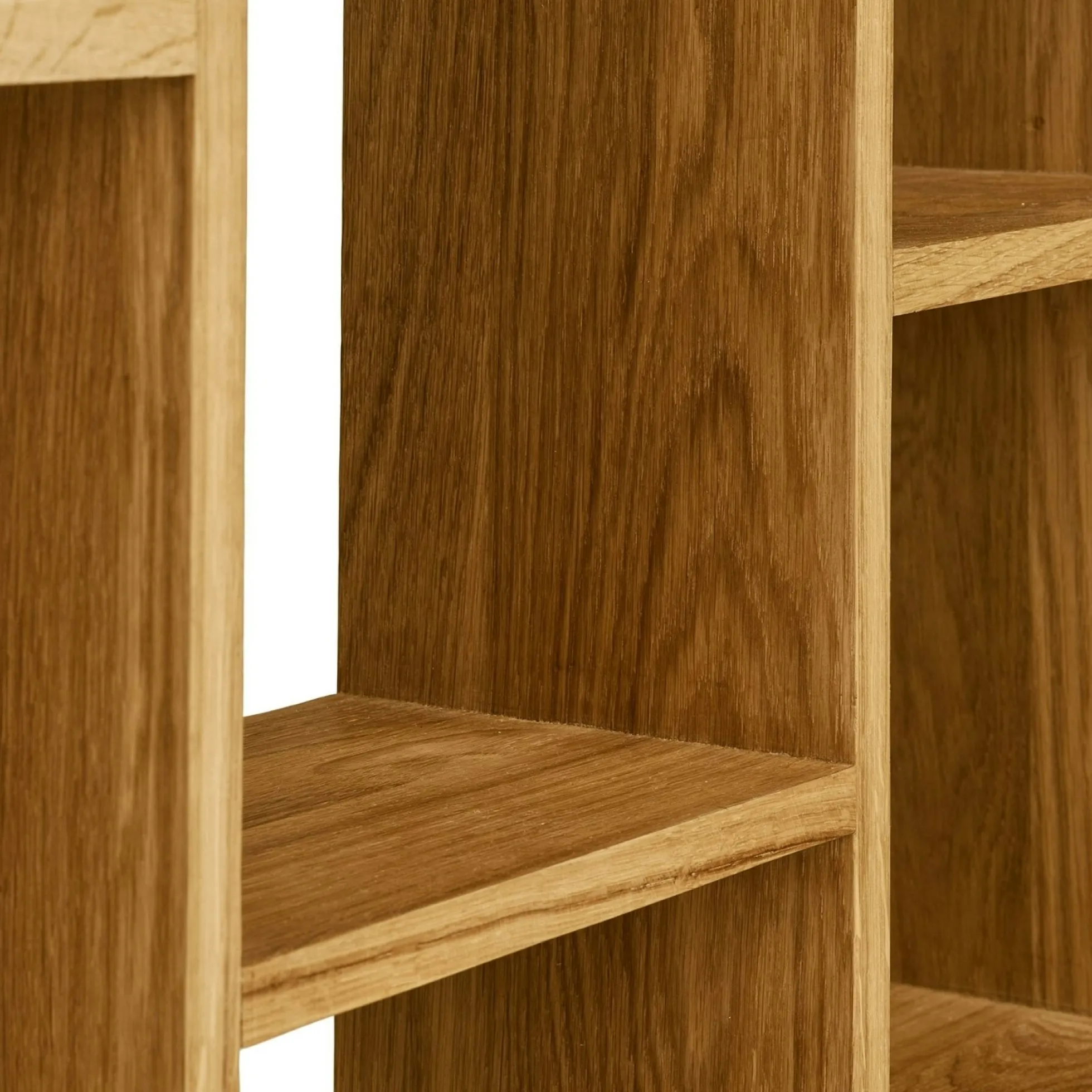 Etagère murale décorative en bois de chêne clair 8 niches VARDE