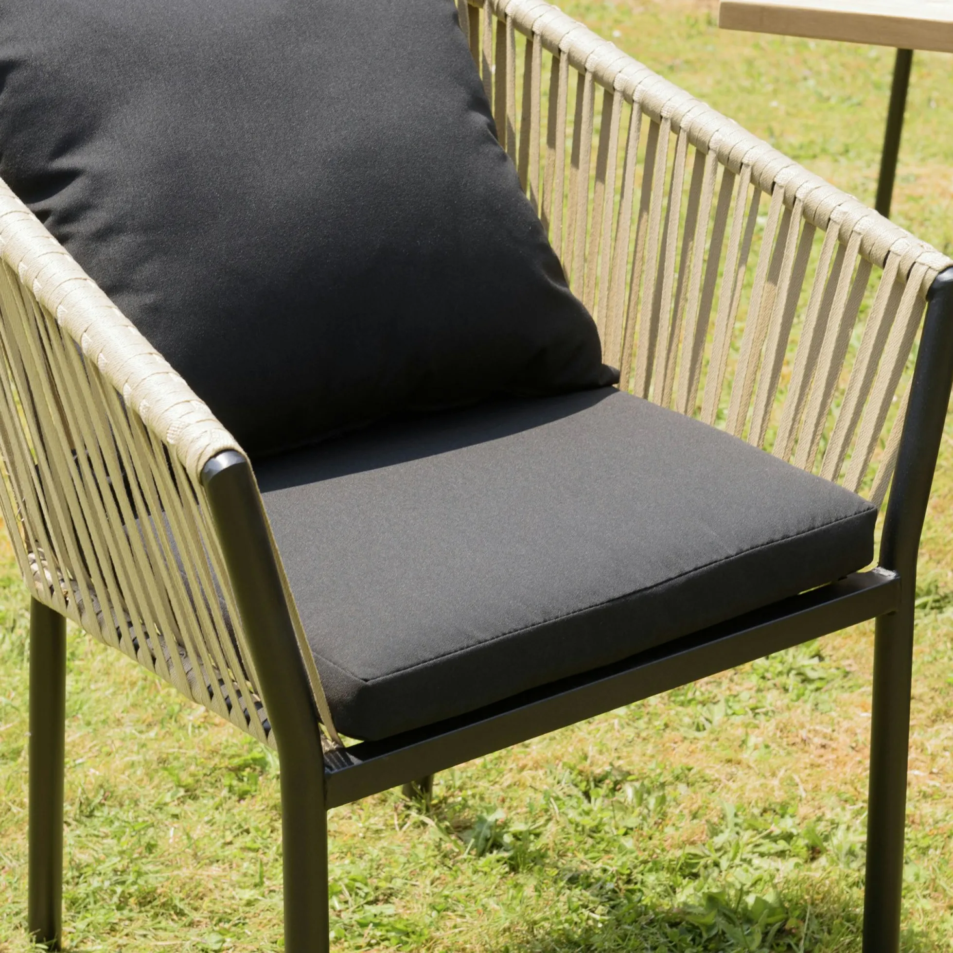 Fauteuil de jardin cordage couleur naturelle 2 coussins noirs (lot de 6) GIJON