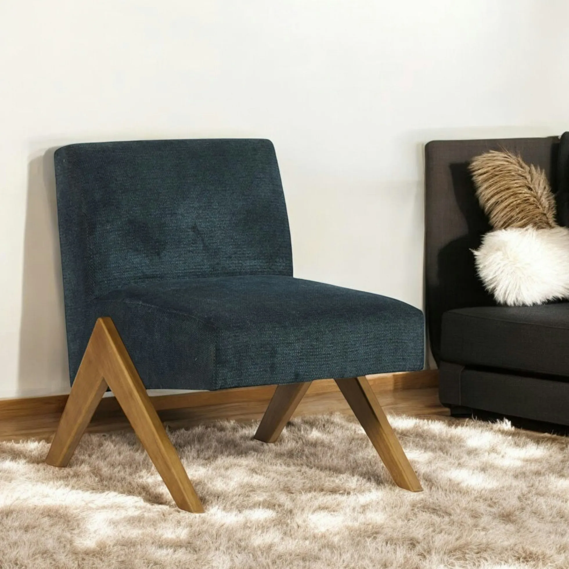 Fauteuil de salon bois et velours bleu SOHO
