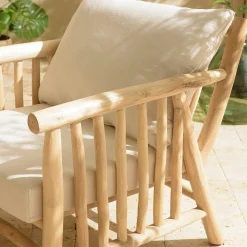 Fauteuil rondins de teck naturel et coussins blancs MANAK