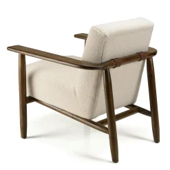 Fauteuil tissu bouclette écru accoudoirs bois TIM