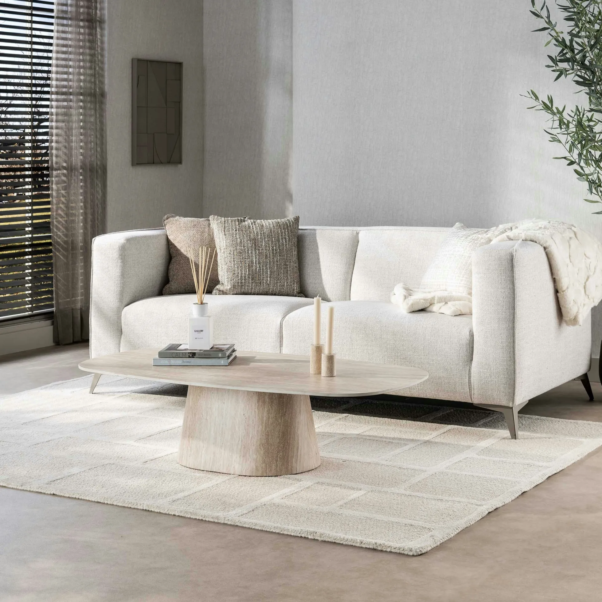 Grande table basse effet travertin 135 cm ASCOLI