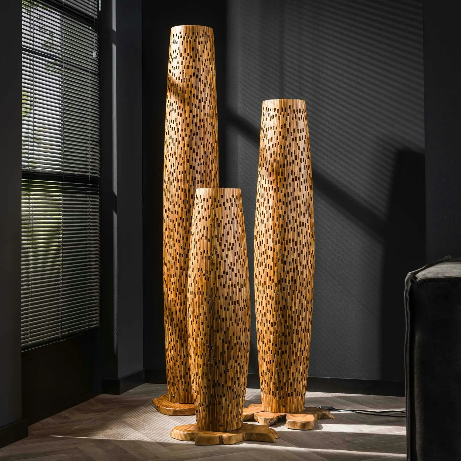 Lampadaire en bois de teck recyclé 145 cm JAVA