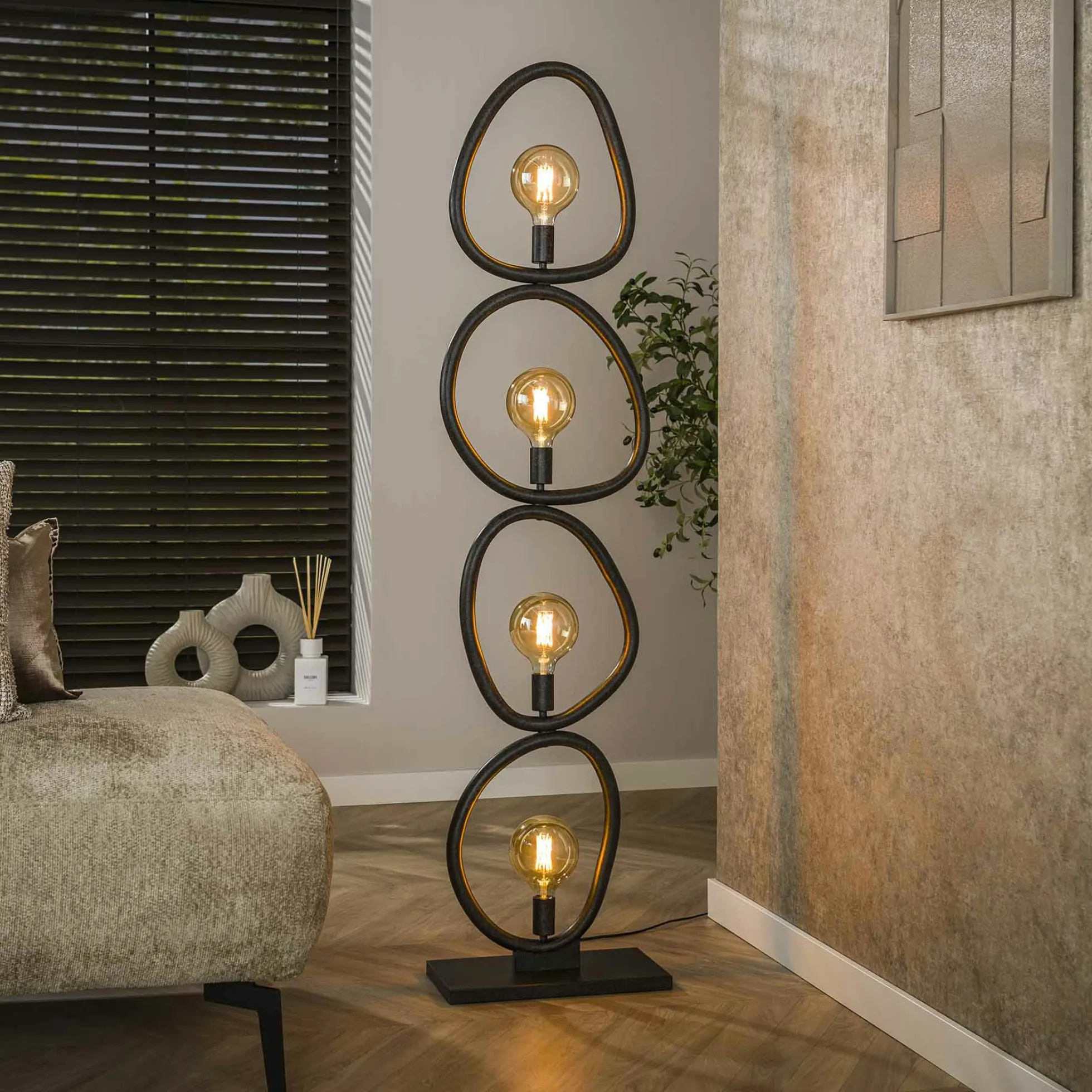 Lampadaire salon noir – forme galet, 4 ampoules TRIBECA