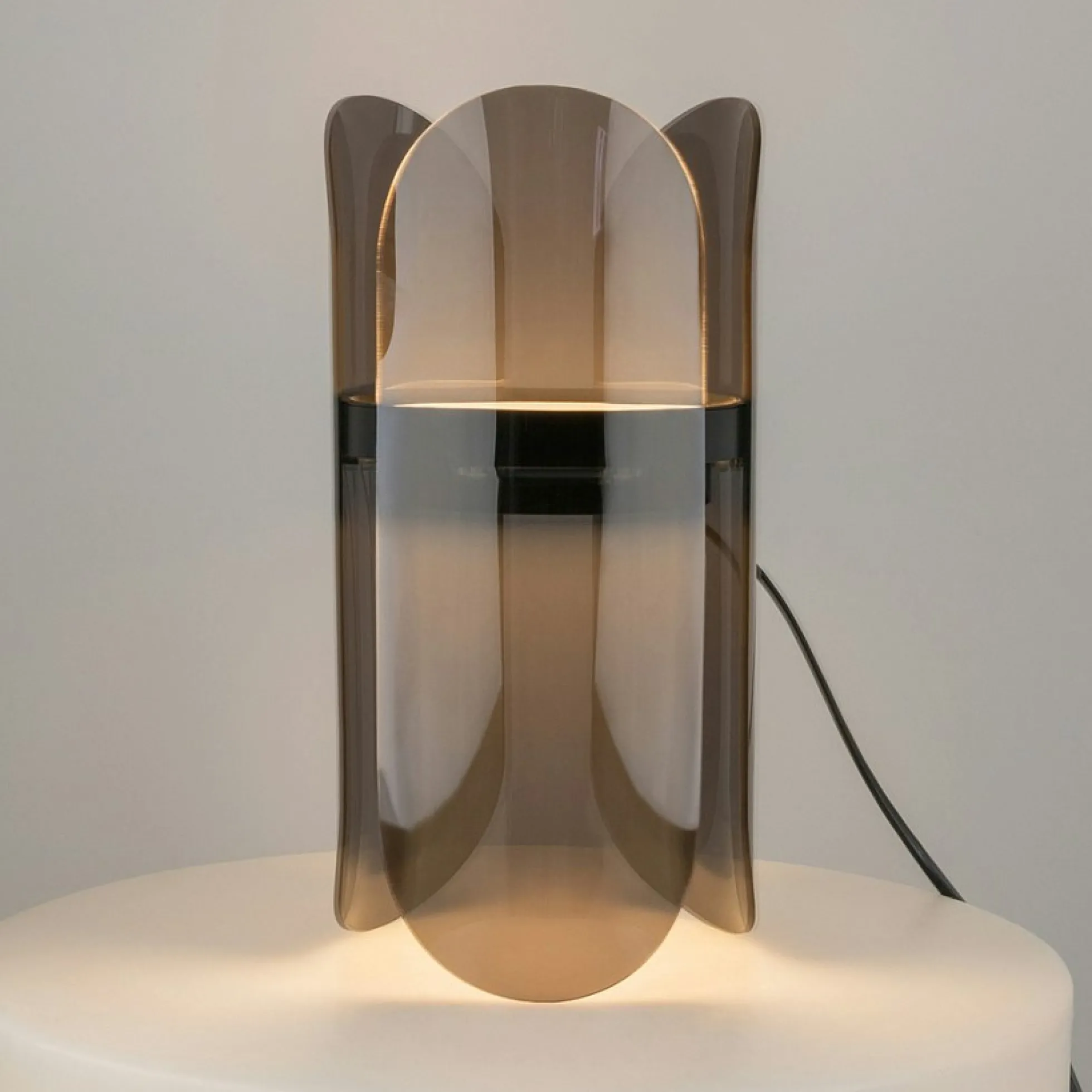 Lampe de chevet moderne en verre fumé – forme corolle ELY