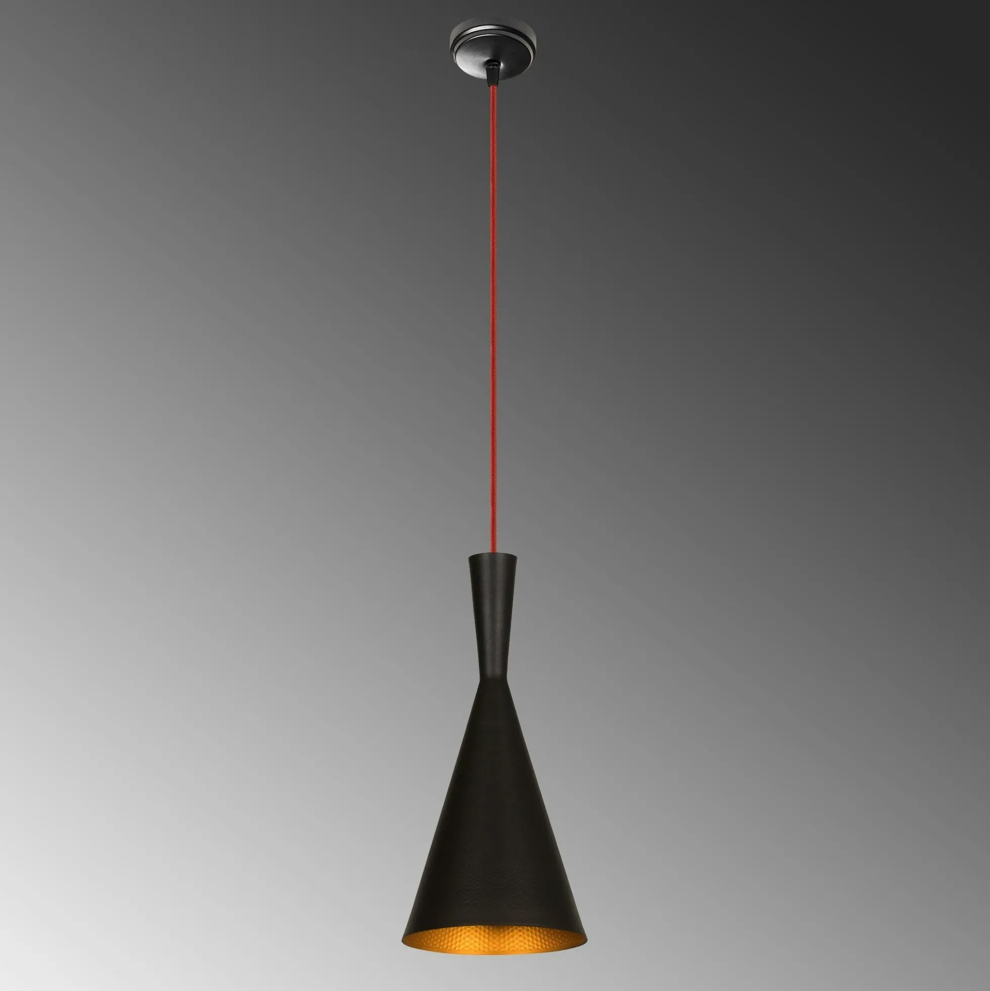 Lampe de chevet suspendue noire mat câble rouge, forme cône SILE