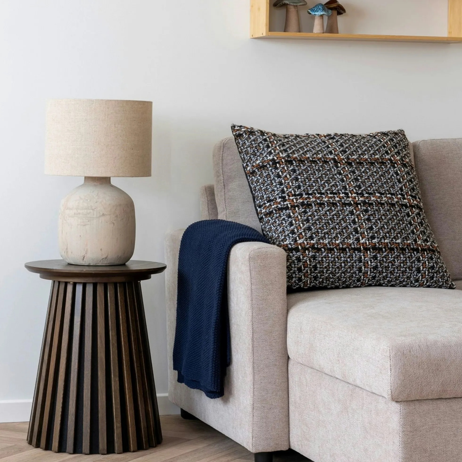Lampe de salon beige céramique et tissu KARS