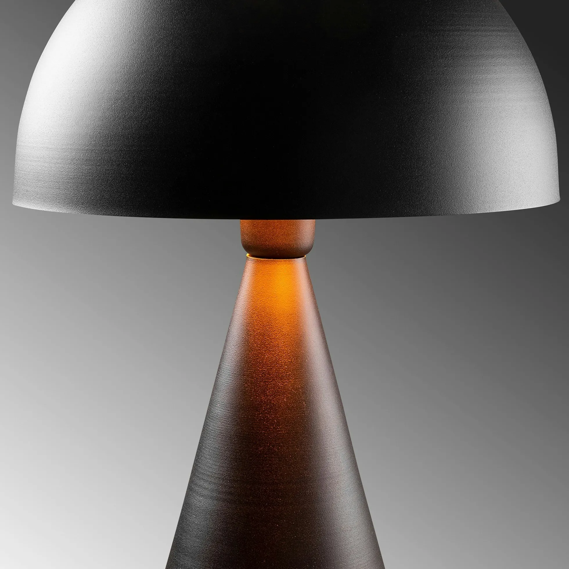 Lampe de table design noire, abat-jour rond vintage SILE