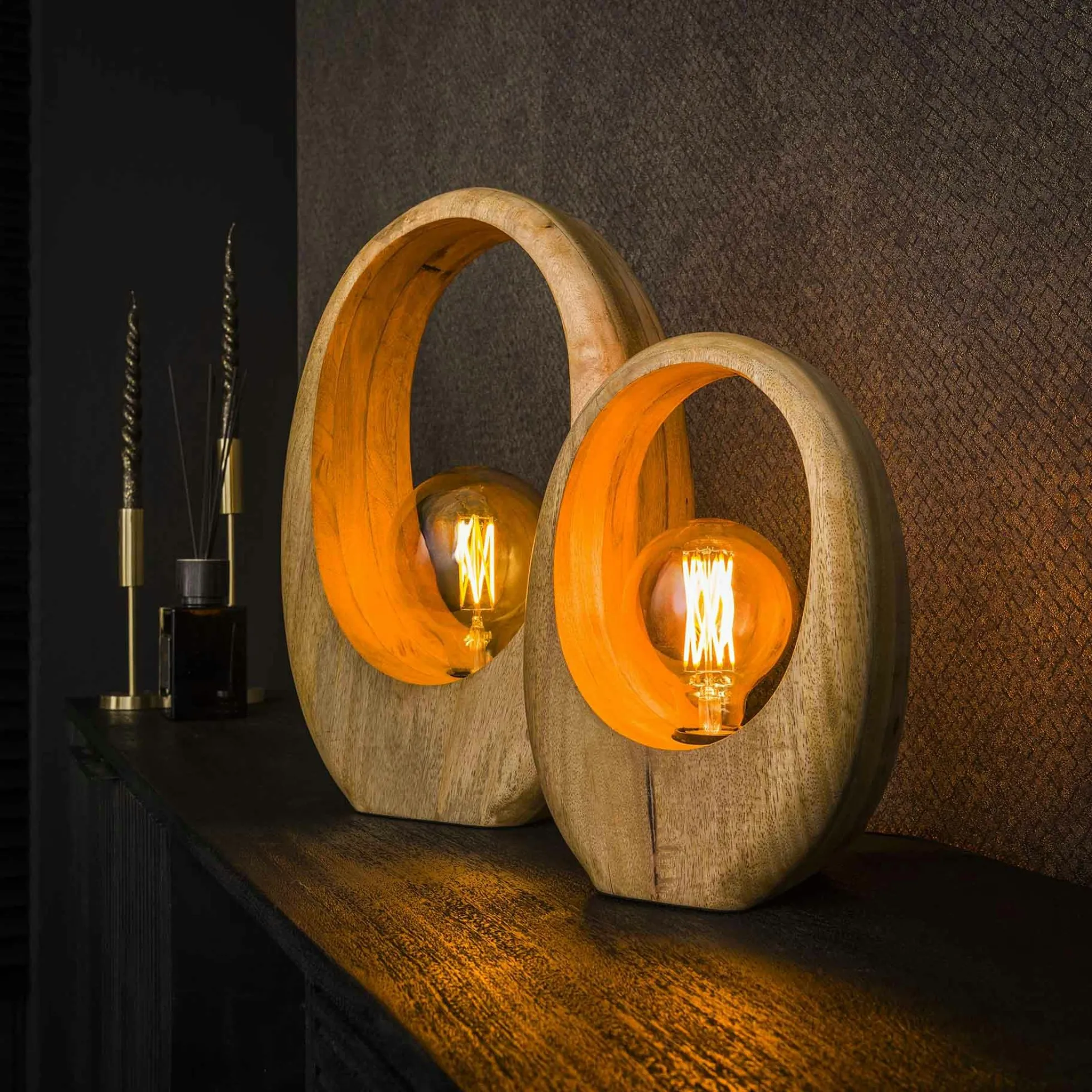 Lampe en bois de manguier forme organique H 43 cm LUCKNOW