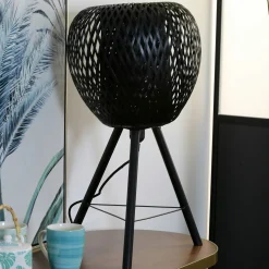 Lampe forme Pomme en bambou ajouré noir et pieds métal D33xH59cm