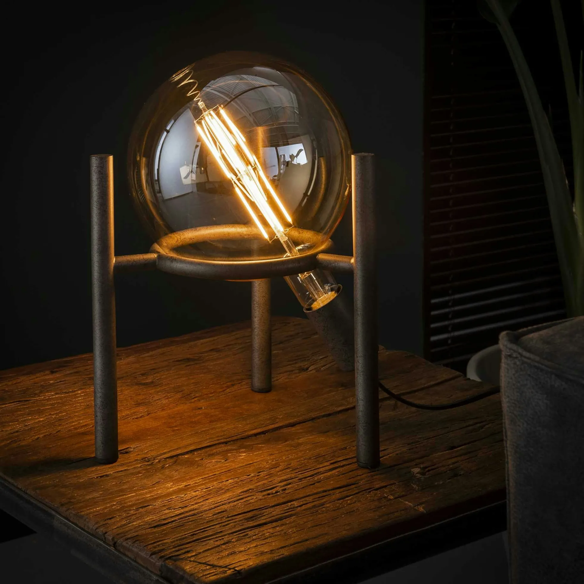 Lampe industrielle trépied style baladeuse RALF
