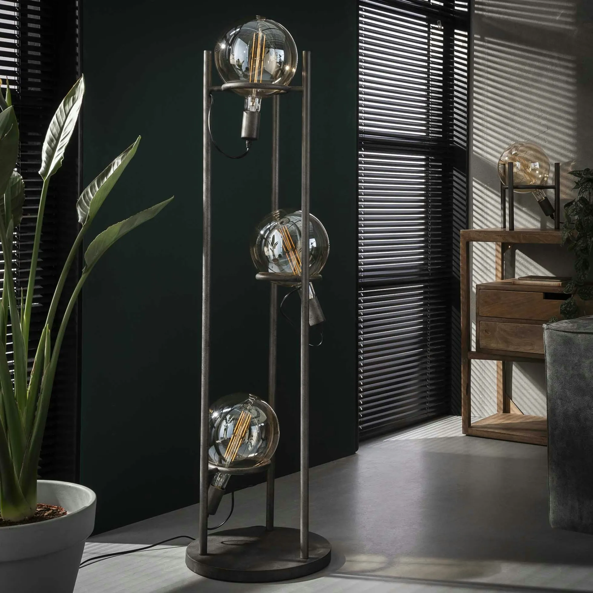 Lampe industrielle trépied style baladeuse RALF
