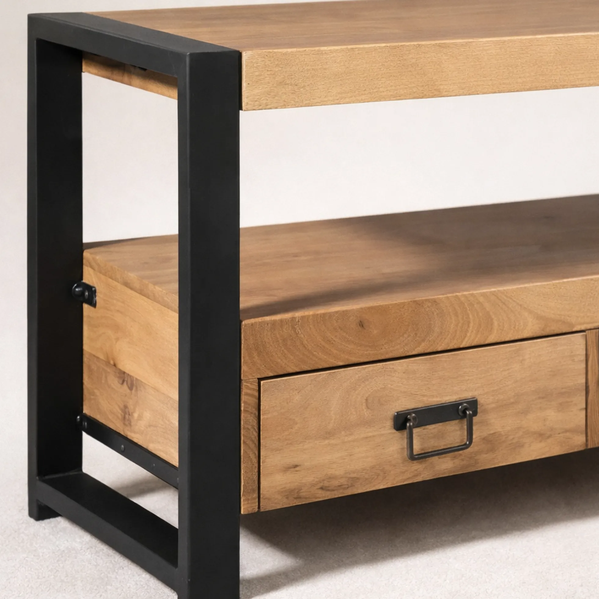 Long meuble TV bois clair métal noir 4 tiroirs MILORA
