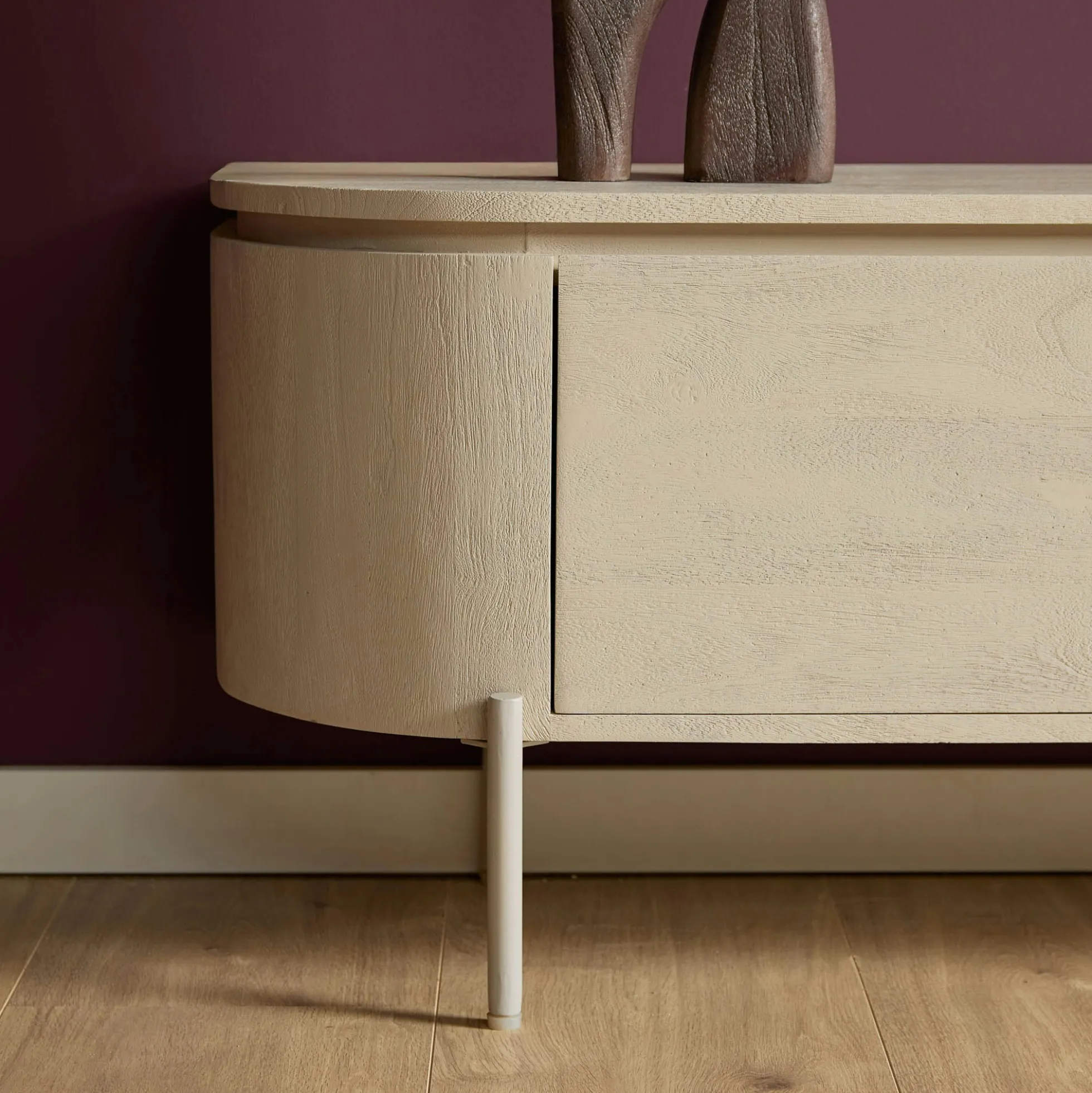Long meuble TV suspendu bois sable 240 cm AREZZO