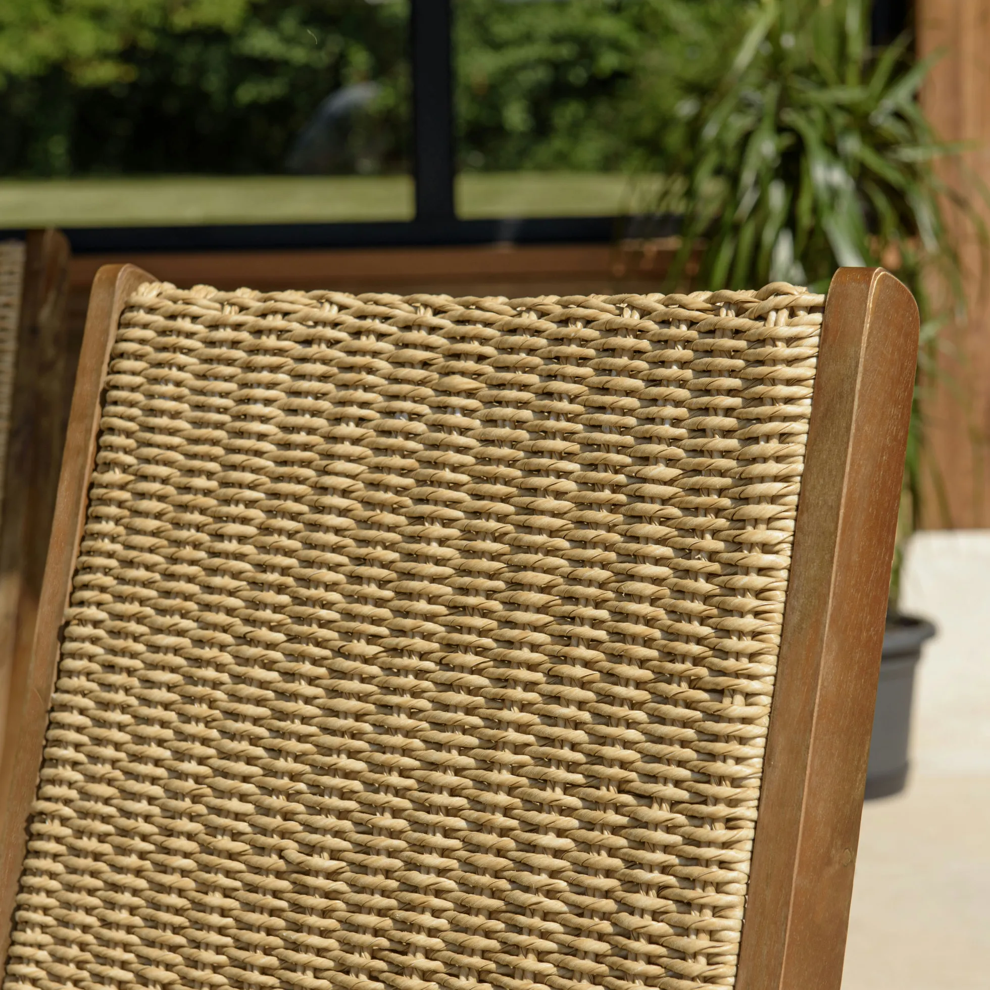 Lot de 2 fauteuils pliants acacia huilé et rotin synthétique OSTIA
