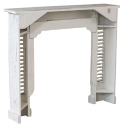 Manteau de cheminée en bois blanc aspect vieilli